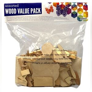 NWT Wooden Pack Crafts